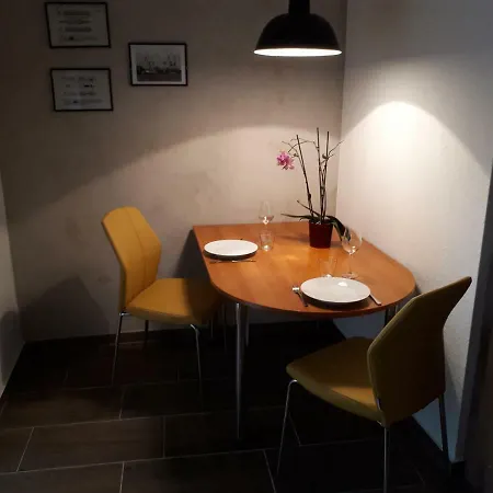 Nikolaikirch-hof * Wißmar